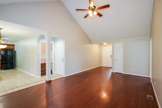 125 Cartwright Pkwy in Goodlettsville, TN - Building Photo - Building Photo