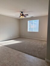 2261 Hancock Dr in Fairfield, CA - Building Photo - Building Photo