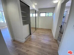 9221 Charleville Blvd in Beverly Hills, CA - Building Photo - Building Photo