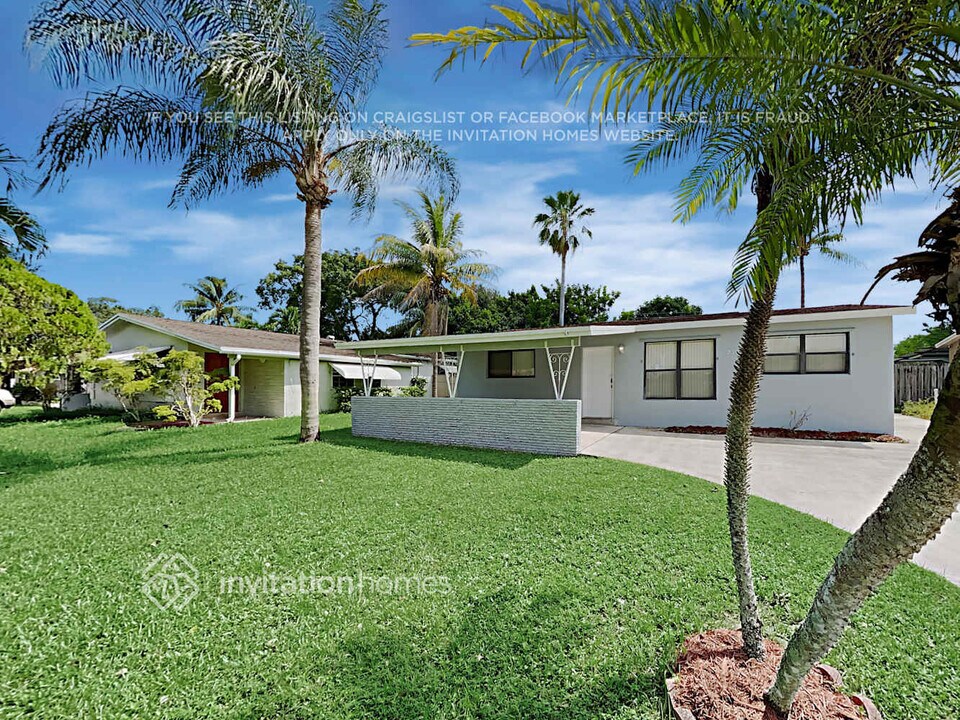 2301 N 62nd Ave in Hollywood, FL - Building Photo