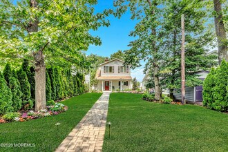 637 Beacon Blvd in Sea Girt, NJ - Building Photo - Building Photo