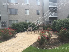 338 W Saginaw St in East Lansing, MI - Building Photo - Building Photo