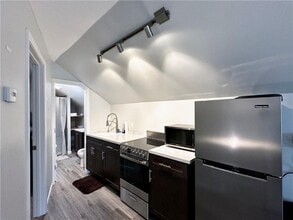 29 Ann St in Newport, RI - Building Photo - Building Photo