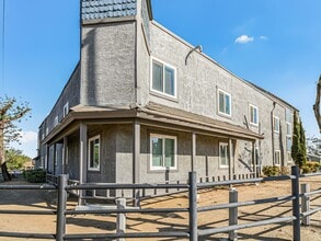 Slate Residences in Palmdale, CA - Foto de edificio - Interior Photo