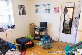 110 Babcock St, Unit 31 in Brookline, MA - Foto de edificio - Building Photo