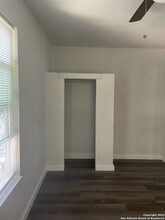 4818 Monterey St in San Antonio, TX - Building Photo - Building Photo