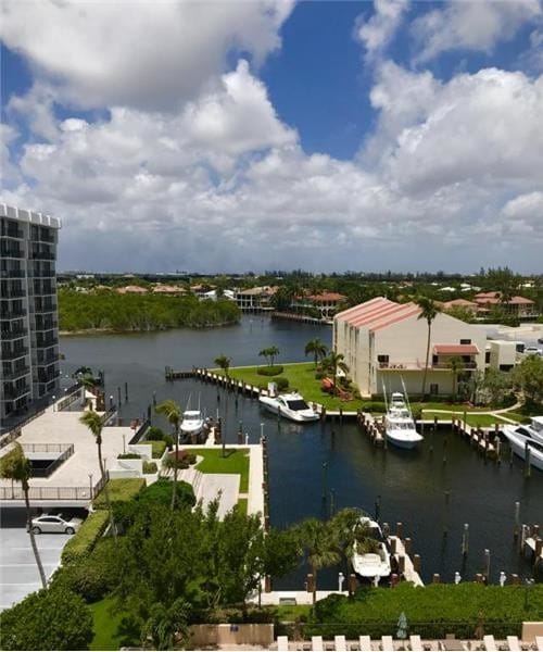 4748 S Ocean Blvd-Unit -8b in Highland Beach, FL - Building Photo - Building Photo