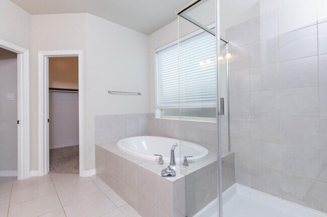 3443 Cabernet Shores Dr in Fulshear, TX - Building Photo - Building Photo