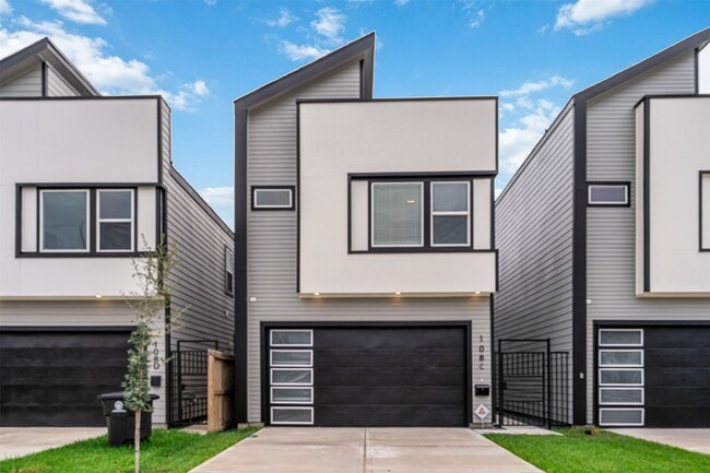 108 W 44th St in Houston, TX - Building Photo - Building Photo
