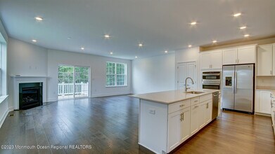 101 Pilot St in Marlboro, NJ - Building Photo - Building Photo