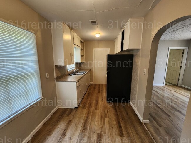 1511 N Erie St in Wichita, KS - Building Photo - Building Photo
