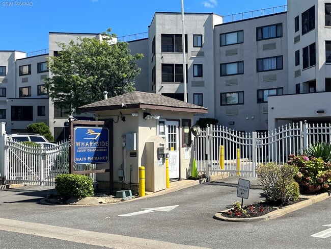 property at 725 Miller Ave