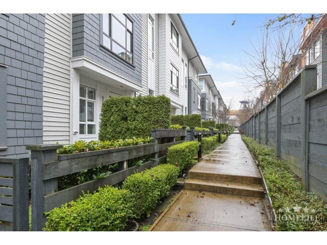 16433 Watson Dr in Surrey, BC - Building Photo - Building Photo