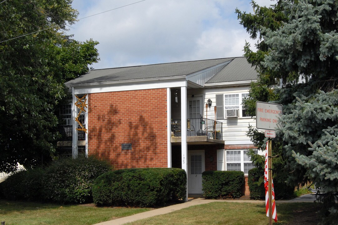 1407 Orchard St in Lancaster, PA - Foto de edificio