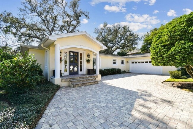 property at 4602 W Browning Ave