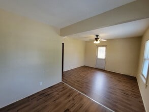 604 W Seerley Blvd in Cedar Falls, IA - Building Photo - Building Photo