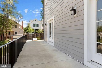 4917 Bayard Blvd in Bethesda, MD - Building Photo - Building Photo