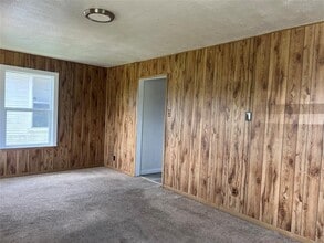 622 S Hancock St in Angleton, TX - Building Photo - Building Photo