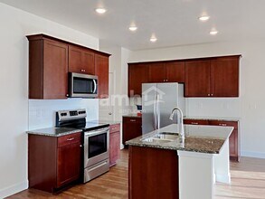 2344 Surry Way in Eagle Mountain, UT - Building Photo - Building Photo