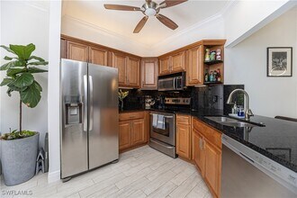 3735 Fieldstone Blvd in Naples, FL - Building Photo - Building Photo