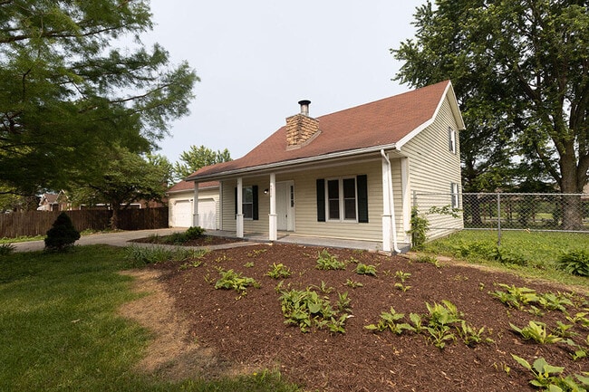 property at 4836 Meadow Lark Ln