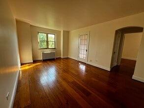 4912 Relleum Avenue, Unit Apt #3 in Cincinnati, OH - Foto de edificio - Building Photo