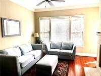 11 Perimeter E Ctr photo'