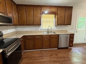 3906 Willowbrook Dr in Douglasville, GA - Building Photo - Building Photo