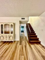 747 SE 1st Way in Deerfield Beach, FL - Building Photo