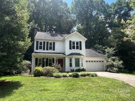 4440 Hounds Run Dr in Matthews, NC - Building Photo