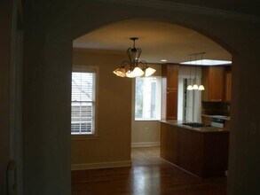 395 Lofton Rd NW in Atlanta, GA - Building Photo - Building Photo