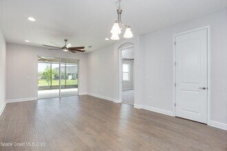 8504 Loren Cove Dr in Melbourne, FL - Building Photo - Building Photo