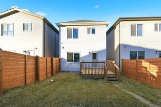3527 6 Ave SW in Edmonton, AB - Building Photo - Building Photo