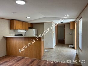 9 Otis Campbell Rd in Asheville, NC - Building Photo - Building Photo