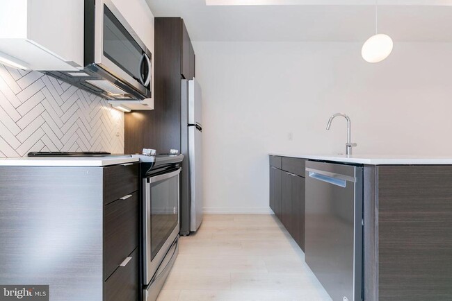 property at 1242 LeCount St