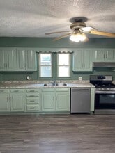 5225 Chain of Rocks Rd in Edwardsville, IL - Building Photo - Building Photo