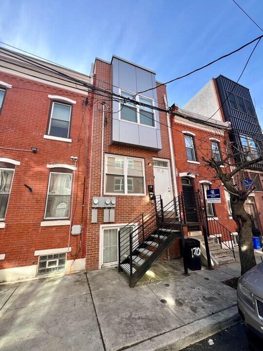 1706 Arlington St in Philadelphia, PA - Building Photo