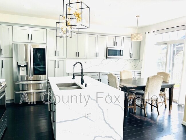 2080 Mark Cir in Bolingbrook, IL - Building Photo - Building Photo