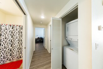 Prisma Luxury Apartments in San Diego, CA - Building Photo - Building Photo