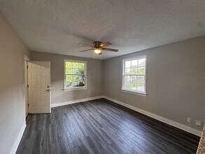 1715 Perry St in Jacksonville, FL - Building Photo - Building Photo