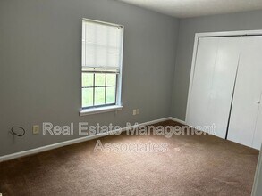 105 Ridge St in Locust Grove, GA - Building Photo - Building Photo