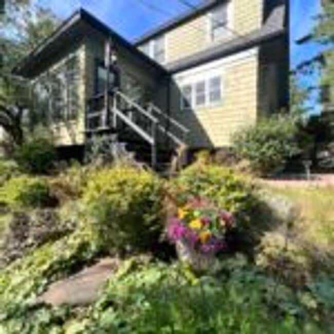 4424 Gilliat St in Duluth, MN - Building Photo - Building Photo