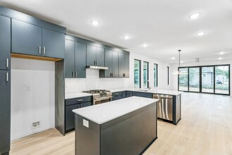 808 Culpepper Ln in Raleigh, NC - Building Photo - Building Photo