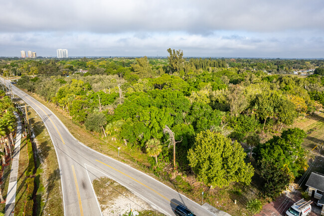 St. Peter Claver Place in Ft. Myers, FL - Building Photo - Building Photo