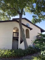 1255 Ponce Island Dr in St. Augustine, FL - Building Photo