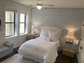 454 Hanover St, Unit 7 in Boston, MA - Building Photo - Building Photo