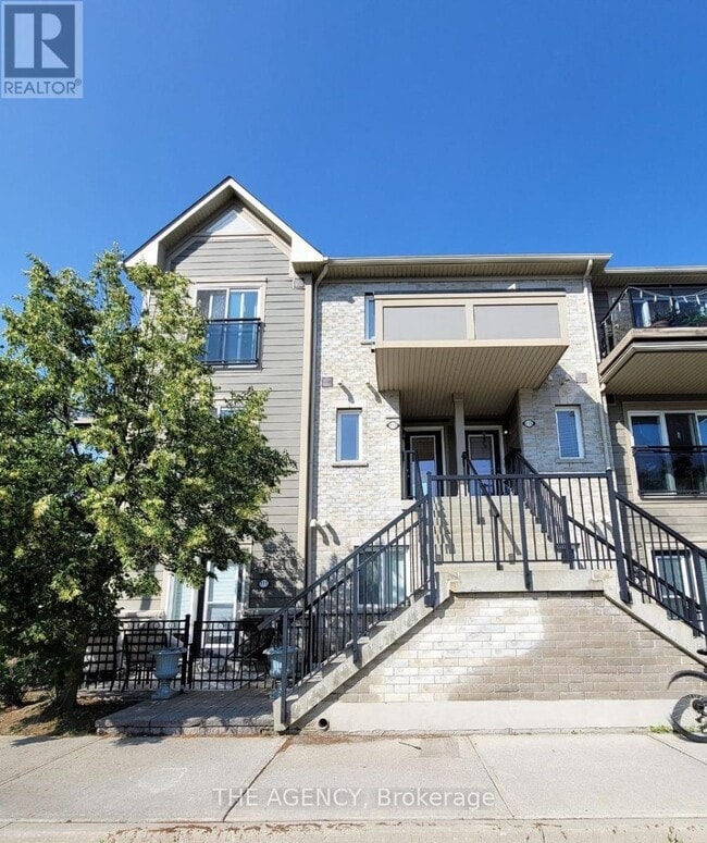 property at 2891-2891 Rio Ct