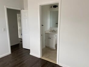 215 Lincoln St in Jersey City, NJ - Building Photo - Building Photo