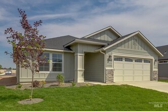 3400 W Adios St in Meridian, ID - Building Photo - Building Photo