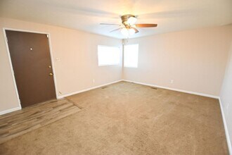 306 Manchester Dr in South Bend, IN - Building Photo - Building Photo